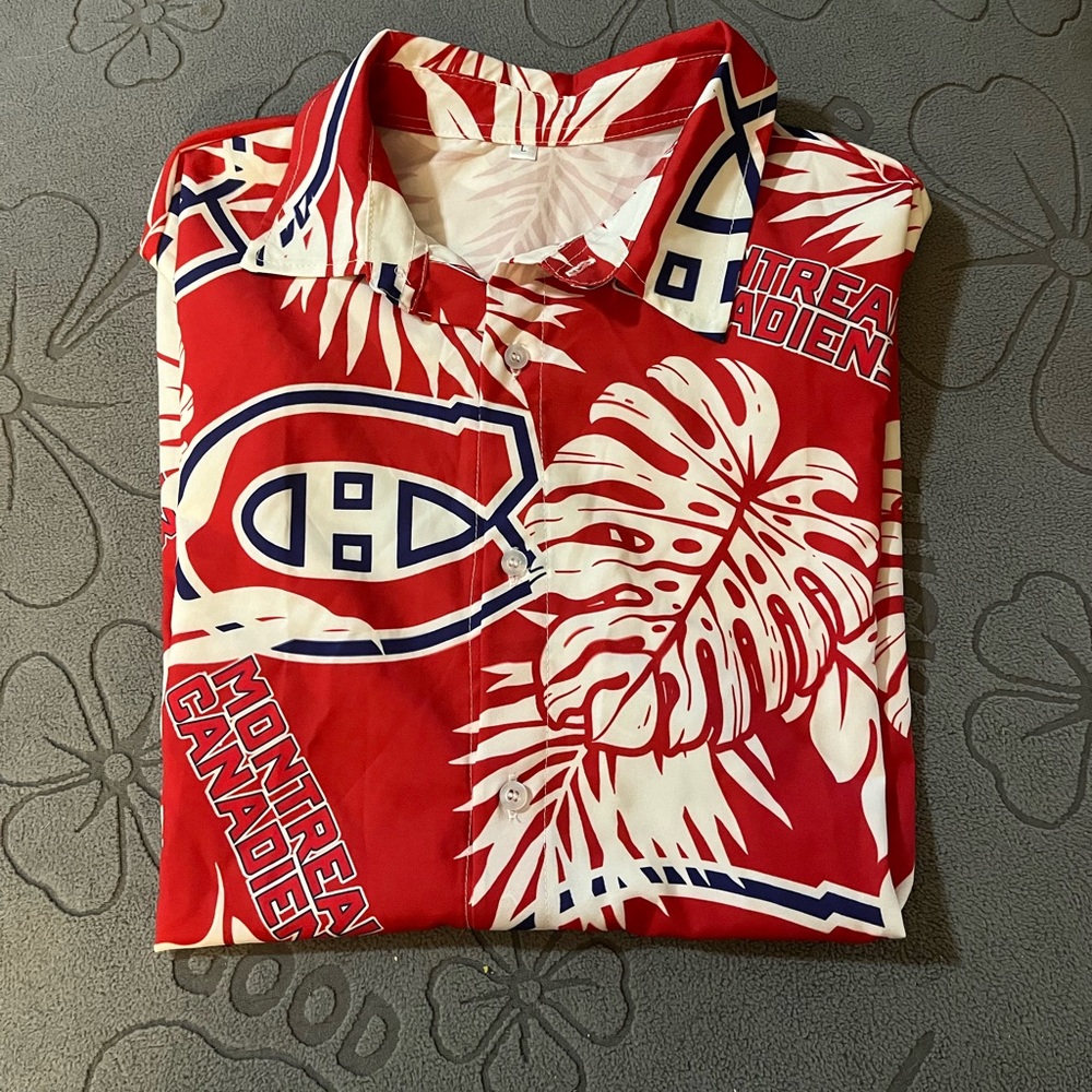Montreal Canadiens hockey Hawaiian shirt. Men’s size L